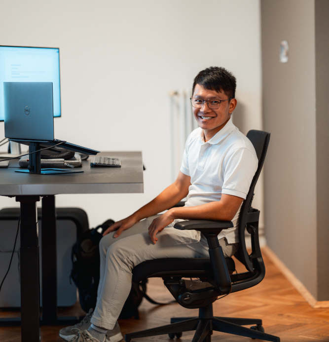 arbeiten in einem schoenen office scaled